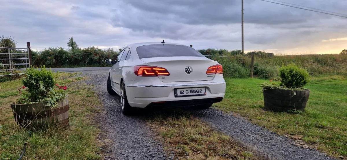 12 Volkswagen CC passat New nct - Image 5