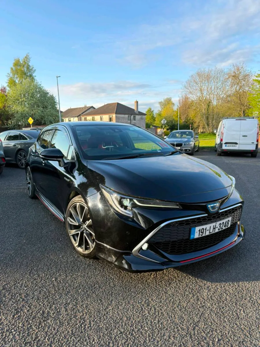 Toyota Corolla TOYOTA COROLLA 2019 1.8 PETROL HYBR - Image 3