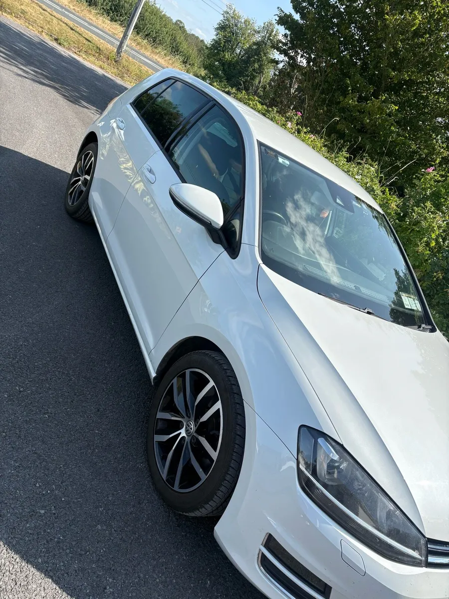 Volkswagen golf - Image 3