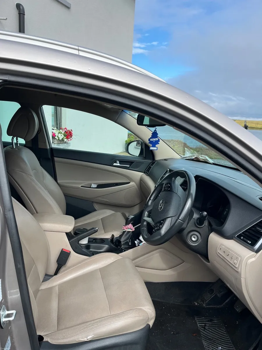 Hyundai Tucson 2016 - Image 2