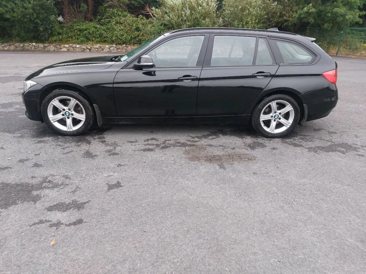 2013 bmw 318 2.0 estate new nct10/27 tax 5/27 - Image 5