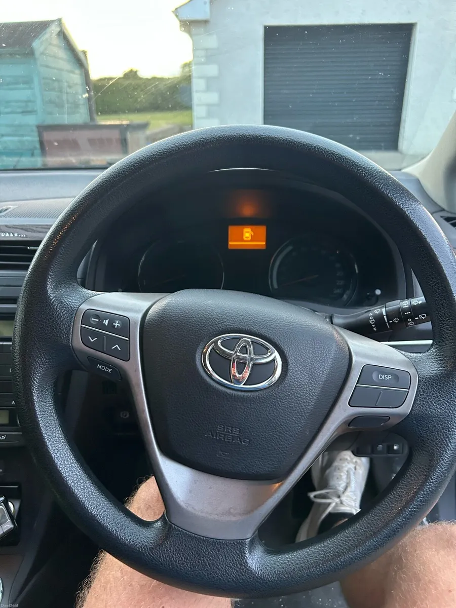 T27 Avensis estate low mileage-Fresh NCT - Image 6
