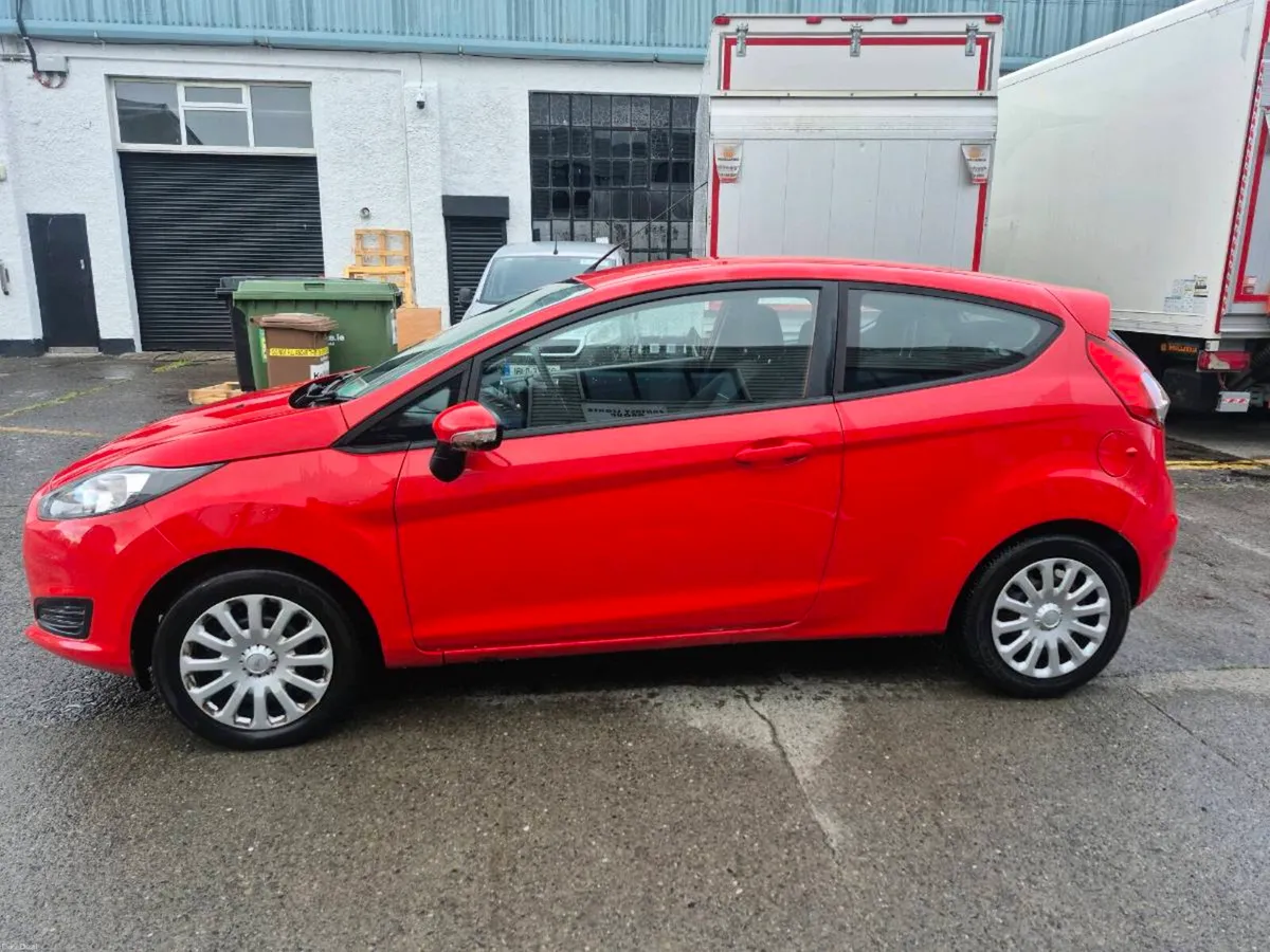 2014 ford fiesta - Image 3