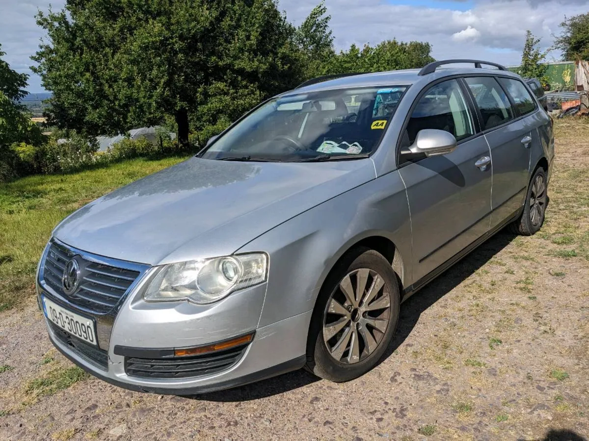 VW Passat Estate - Image 2