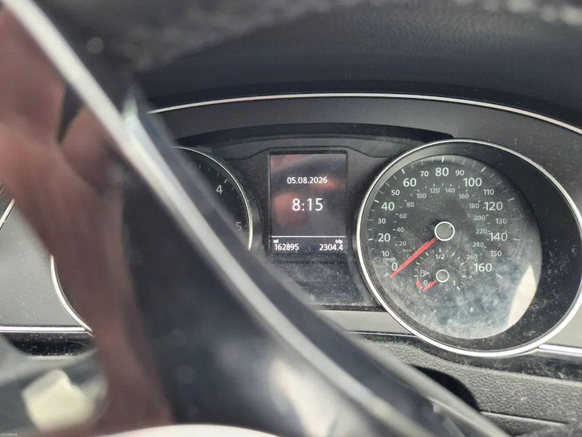 VW Passat 2017 - Image 6