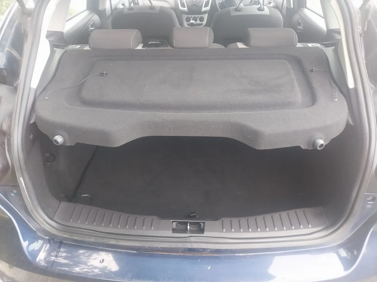Ford Focus - Image 5