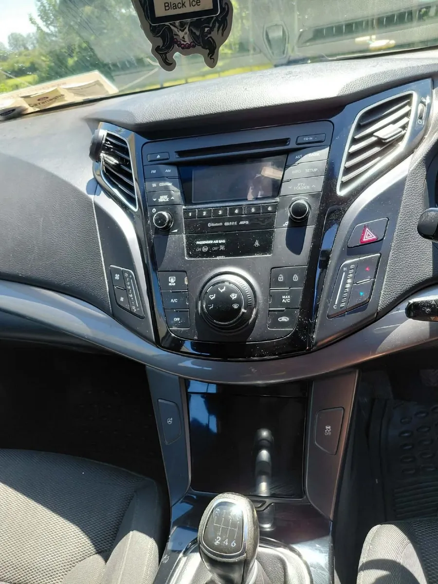 Hyundai i40 2014 - Image 2