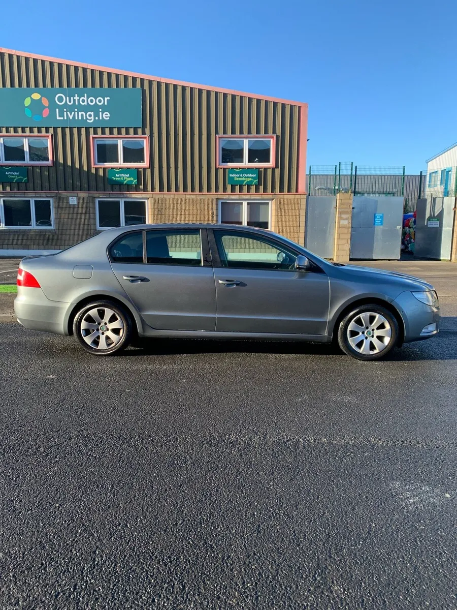 Skoda superb - Image 1