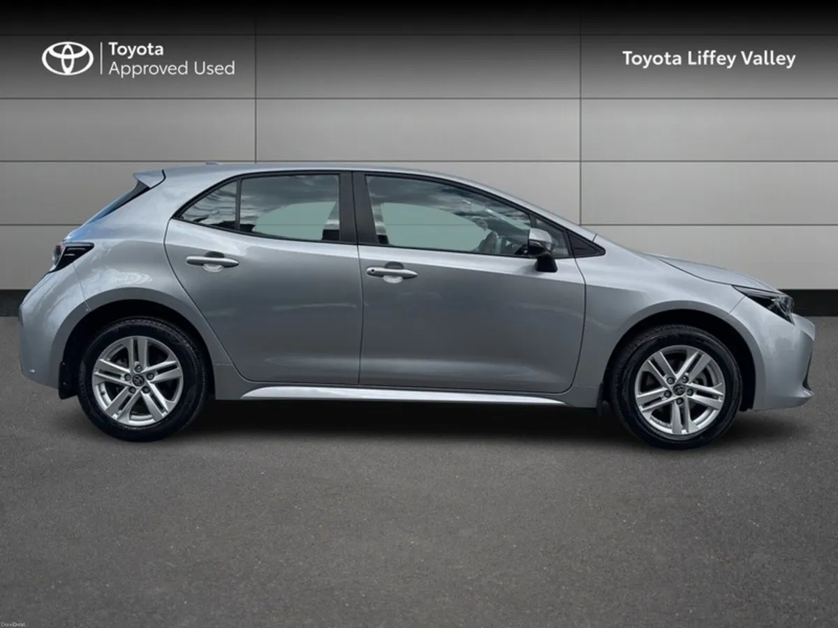 Toyota Corolla COROLLA HYBRID LUNA H/B - Image 3
