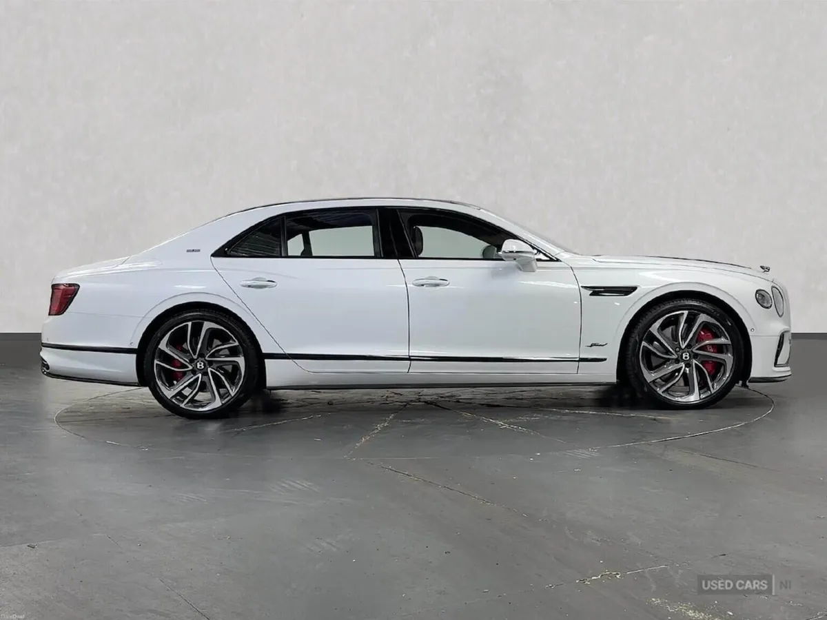 Bentley Flying Spur 4.0 V8 Ultra-Performance 25.9K - Image 3