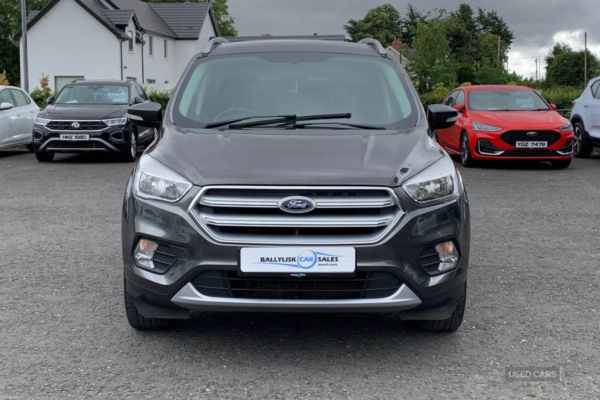 Ford Kuga 1.5 TDCi 120PS Zetec in Magnetic with 72 - Image 4