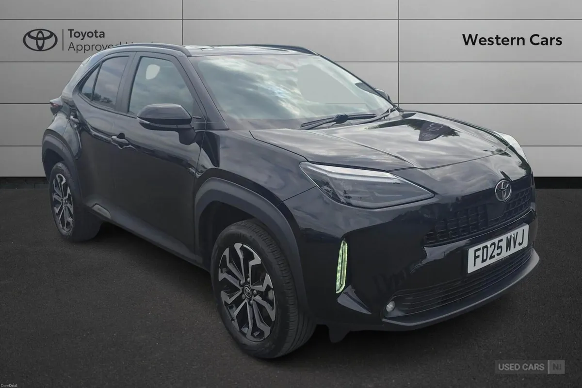 Toyota Yaris Cross 1.5 VVT-h Design E-CVT Euro 6 ( - Image 1