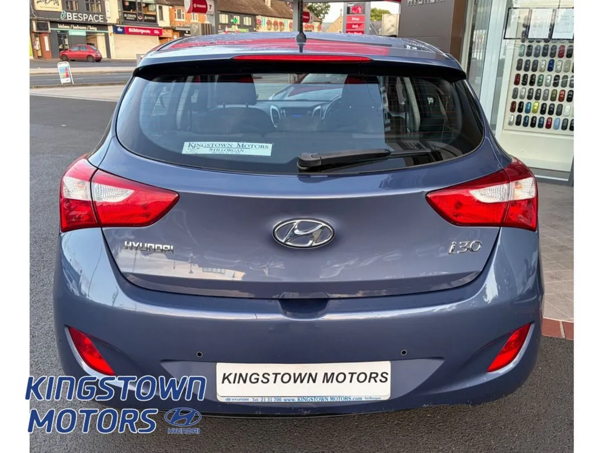 Hyundai i30 5DR - Image 4