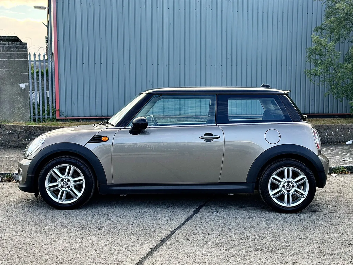 🔴 Mini Cooper High Spec full service history - Image 3