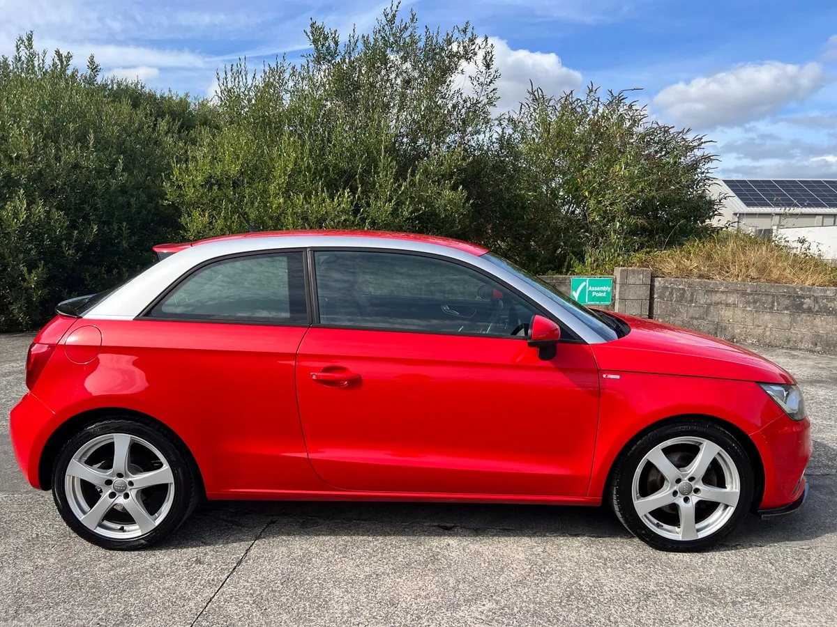 Audi A1 2011 - Image 4