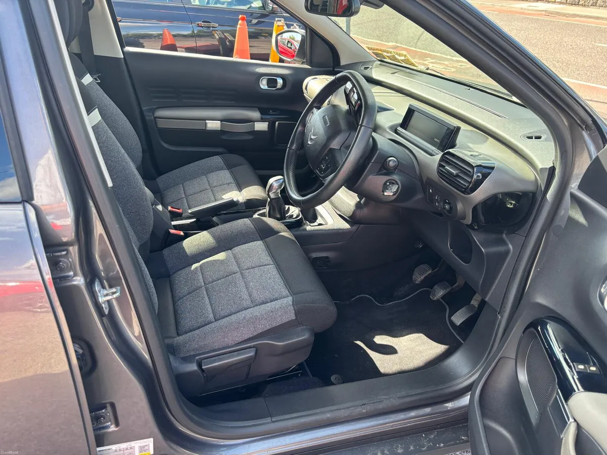 Citroen C4 Cactus 2019  1.6 HDI  FINANCE - Image 5