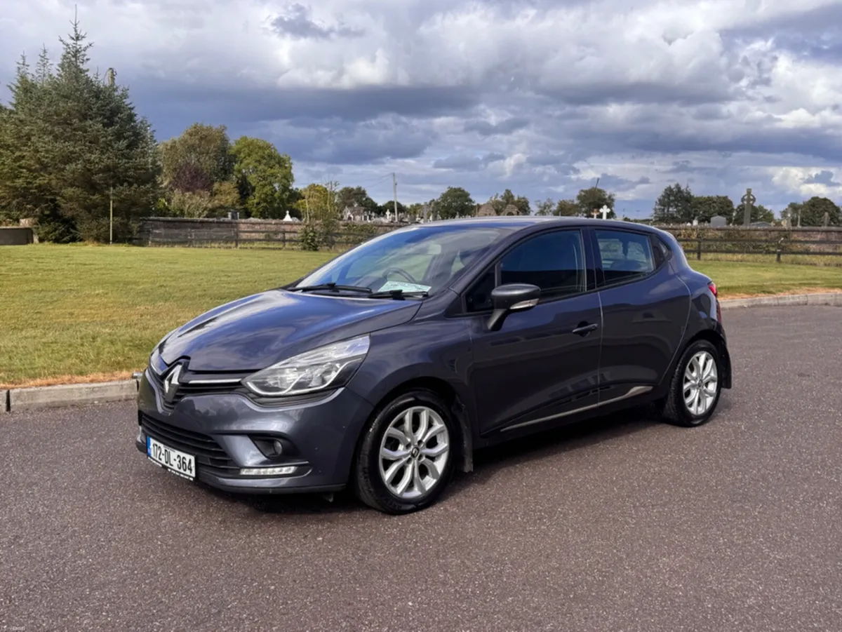 Renault Clio IV DYNAMIQUE NAV TCE 90 P 4DR - Image 1
