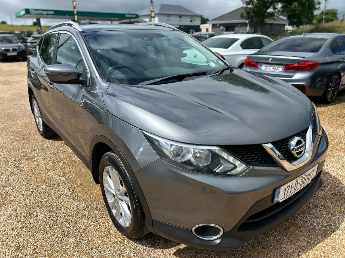 Nissan Qashqai SV 1.5 DSL - Image 1