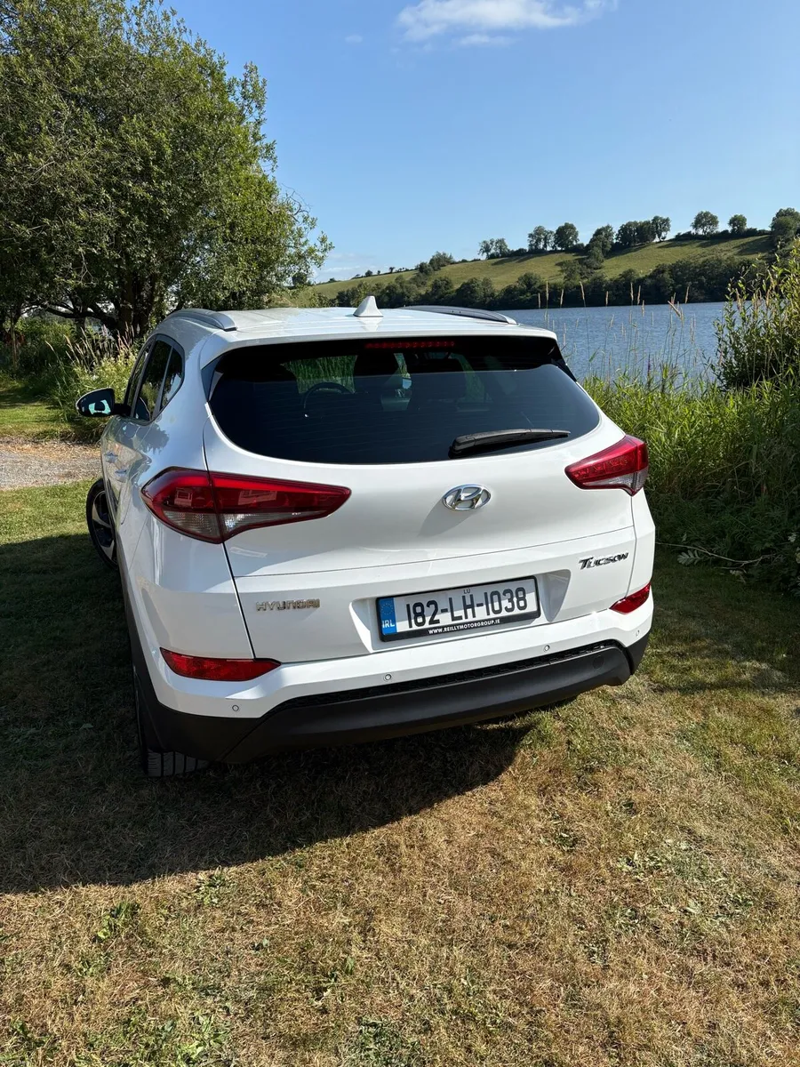 HYUNDAI TUCSON - Image 3