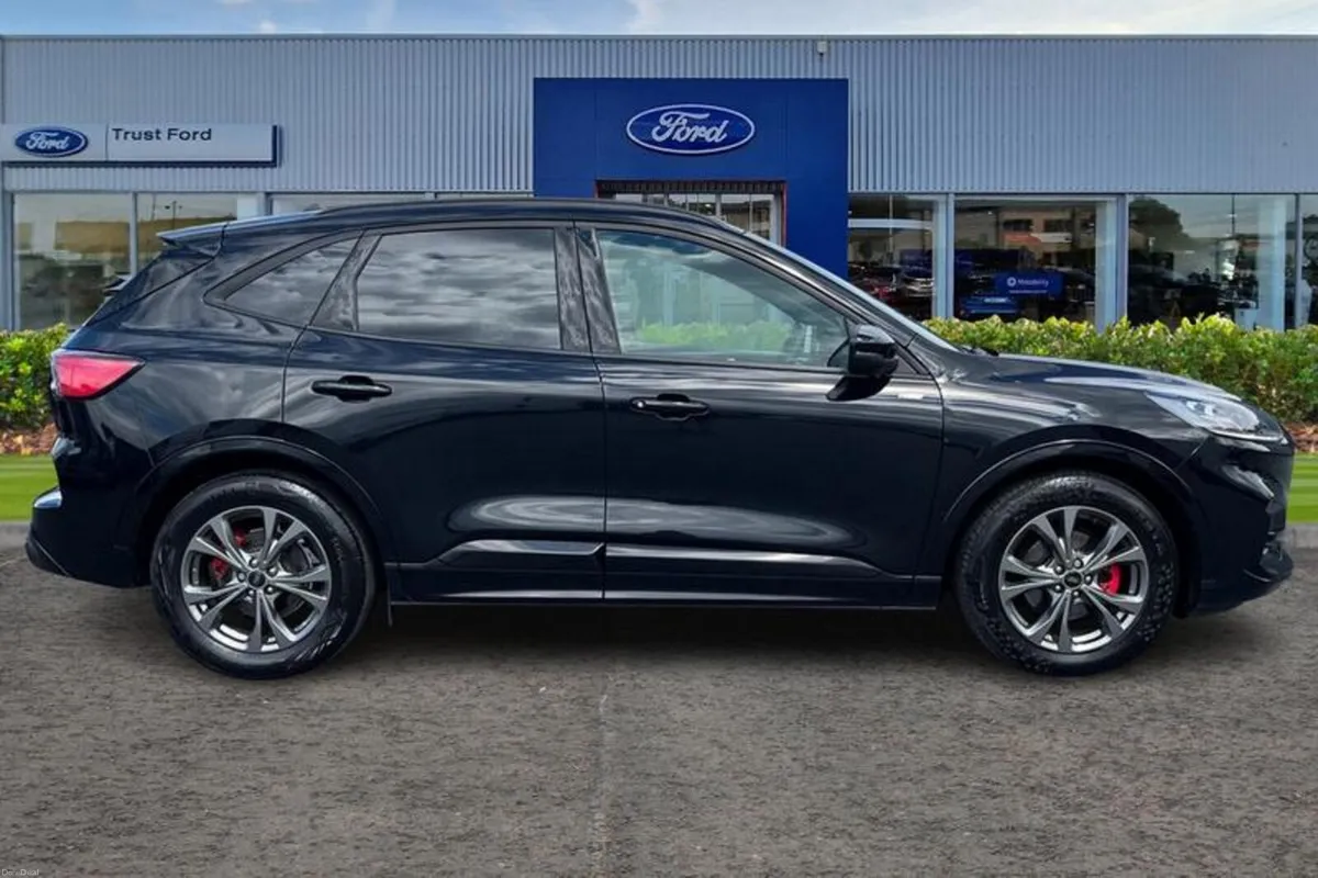 Ford Kuga 2.5 FHEV ST-Line Edition 5dr CVT - Image 3