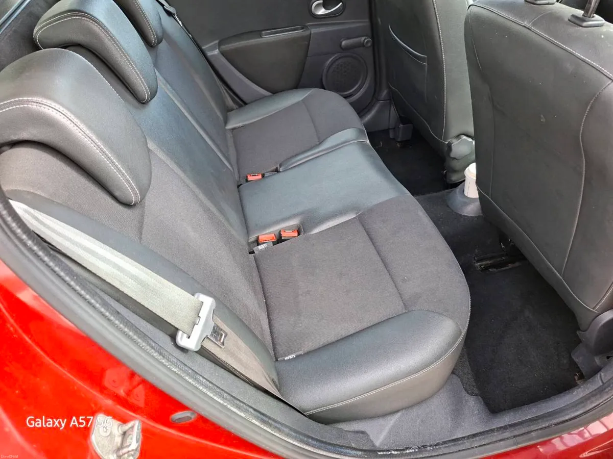 Car - Image 6