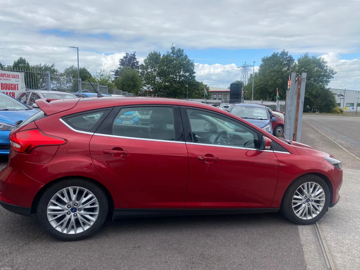 Ford Focus 2017 - Image 3