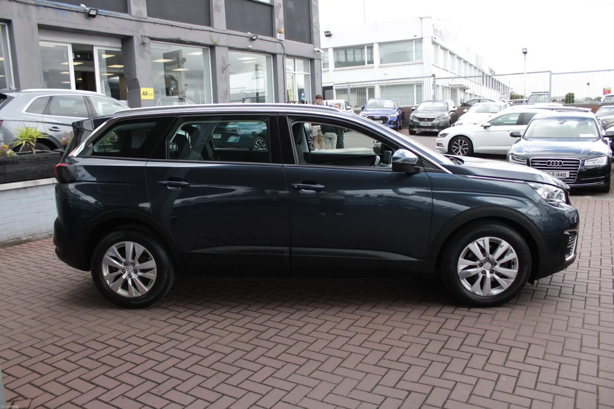 2018 PEUGEOT 5008 1.2 PURETECH 130BHP 5DR MPV - Image 3