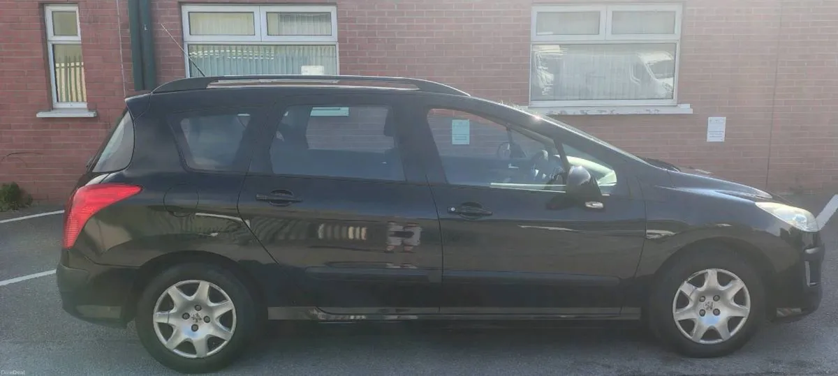 Peugeot 308 SW 1.6 hdmi estate - Image 2