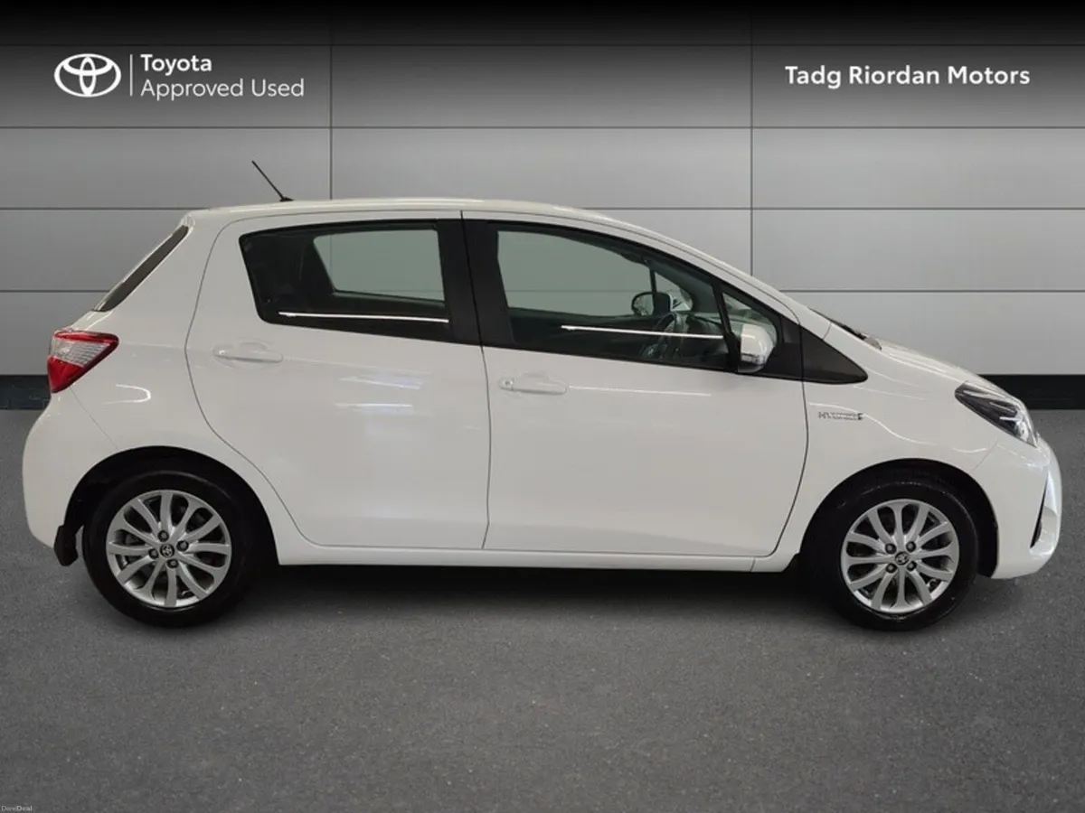 Toyota Yaris HYBRID AURA 4DR AUTO - Image 3