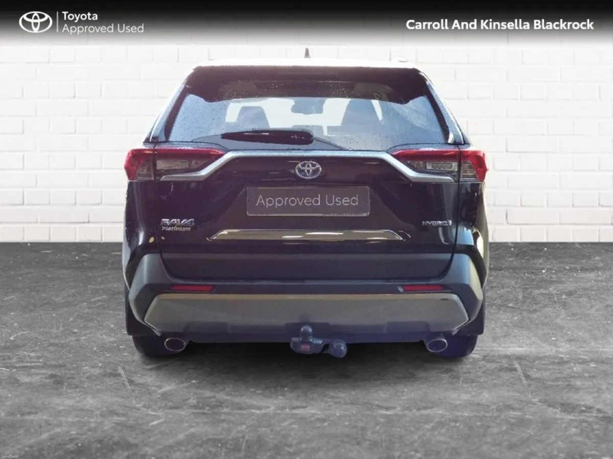Toyota RAV4 Hybrid Platinum FWD - Image 4