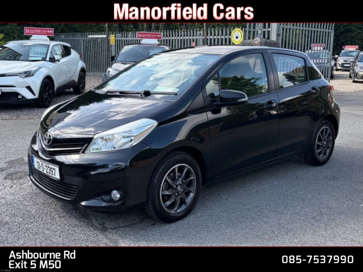 2013 131 Toyota Yaris Sport 1.0 Petrol - Image 3