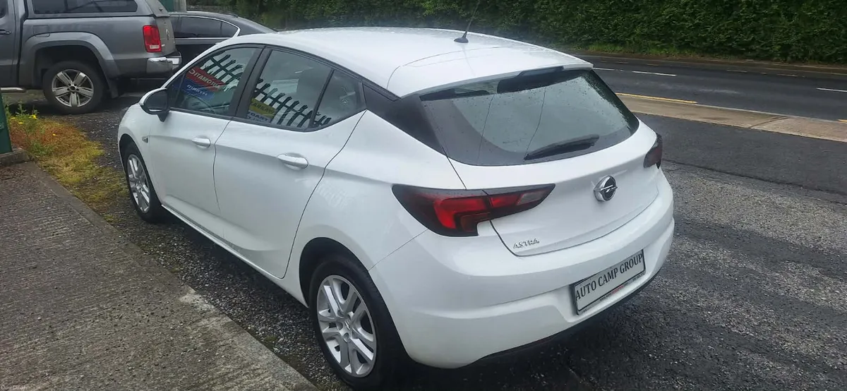Opel Astra S 1.4 Petrol - Image 5