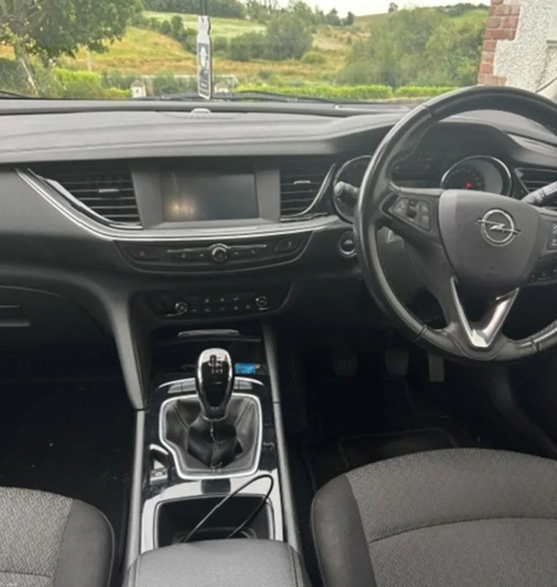 Opel Insignia 2018 NCT until june 2028 - Image 4
