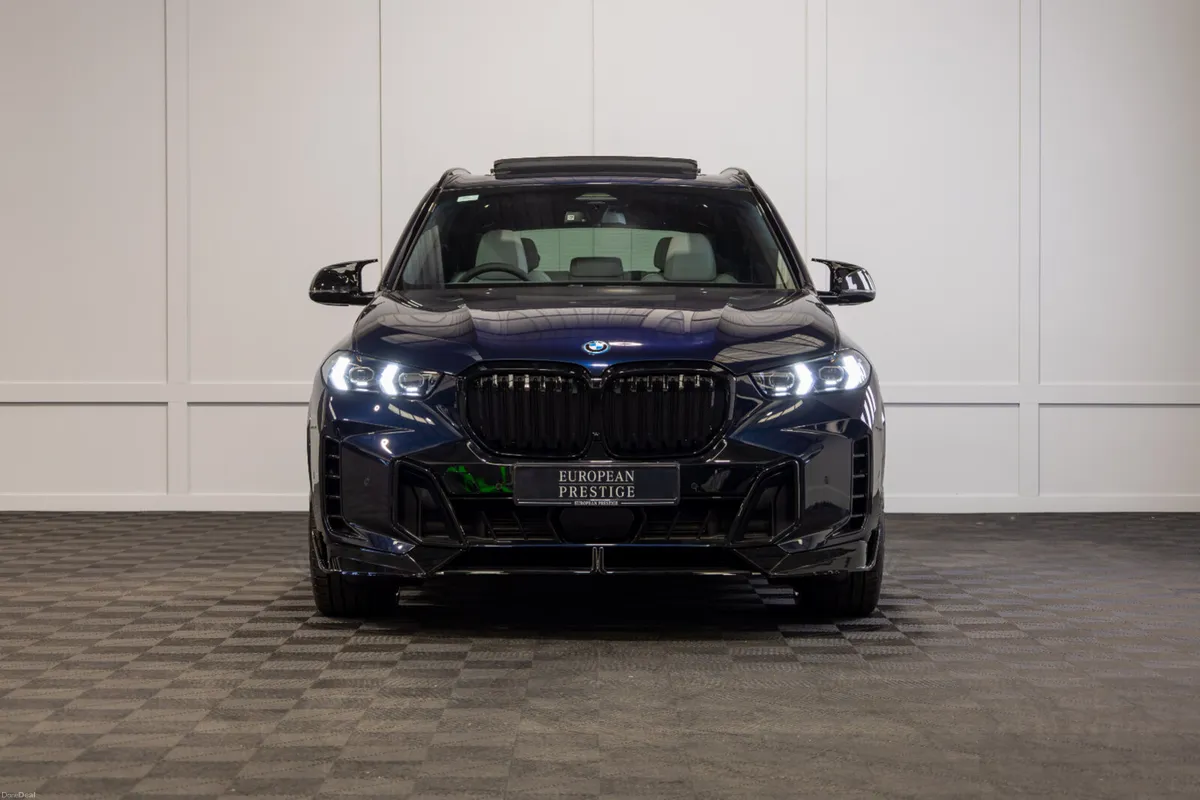 262 BMW X5 X-Drive 50e M-Sport *Pan Roof - Image 2