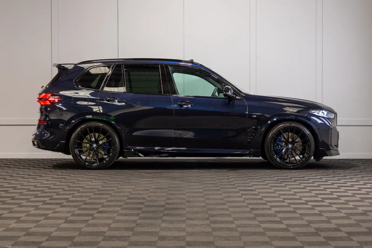 262 BMW X5 X-Drive 50e M-Sport *Pan Roof - Image 6