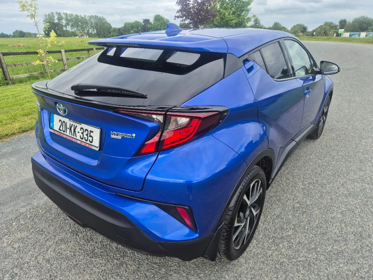 2020 (201) Toyota C-HR SPORT 1.8 HYBRID 4DR AUTO - Image 4