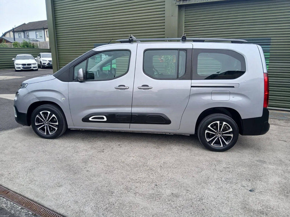 7 seater Citroen Berlingo multispace 192 reg - Image 3