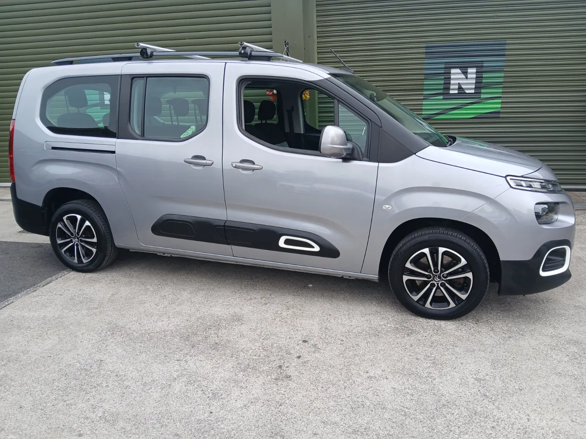 7 seater Citroen Berlingo multispace 192 reg - Image 4