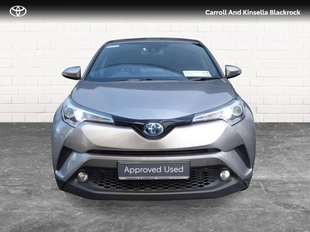 Toyota C-HR Hybrid Sol - Image 5