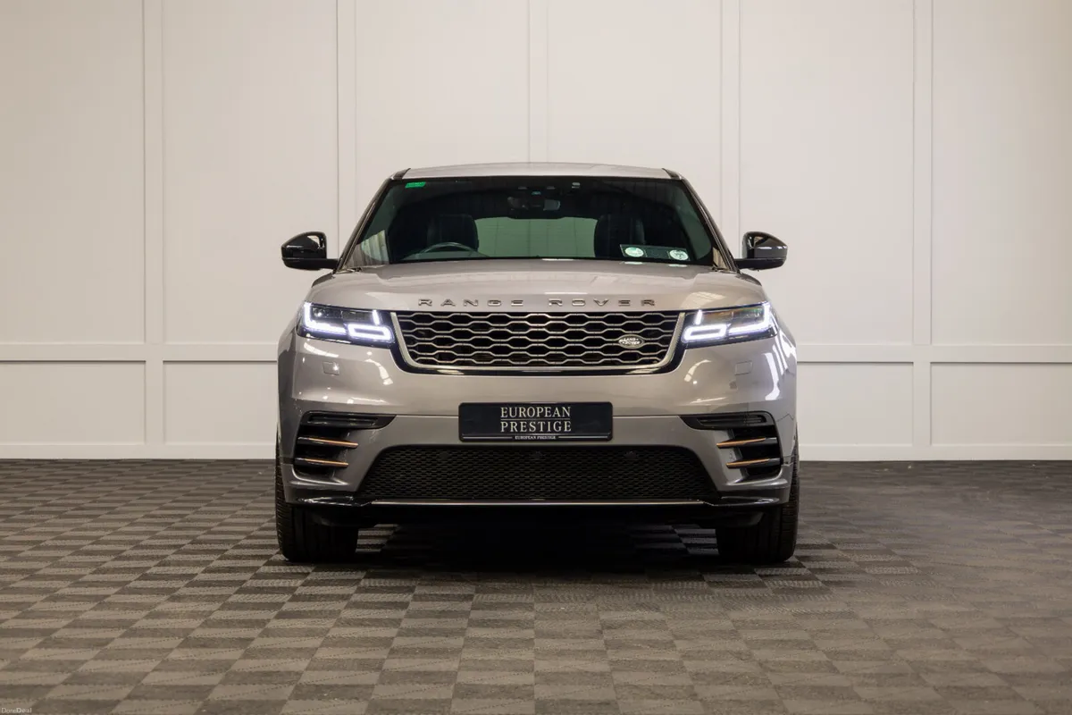 192 Range Rover Velar R-Dynamic 2 Seat Commercial - Image 2