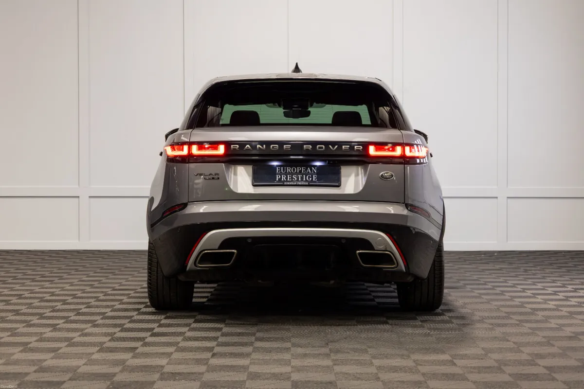 192 Range Rover Velar R-Dynamic 2 Seat Commercial - Image 5