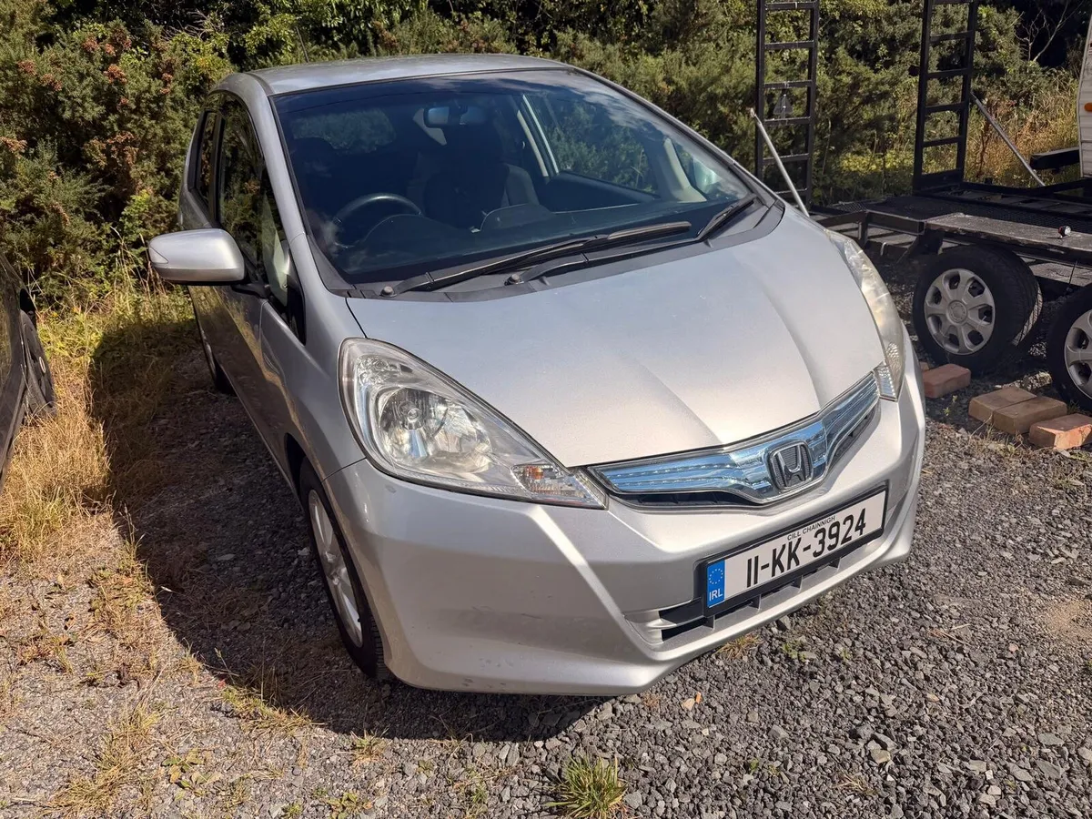 Honda Fit Jazz fresh import - Image 2