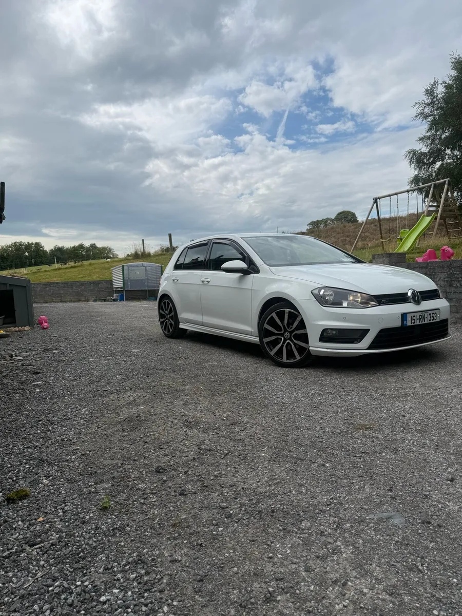 Volkswagen Golf - Image 1