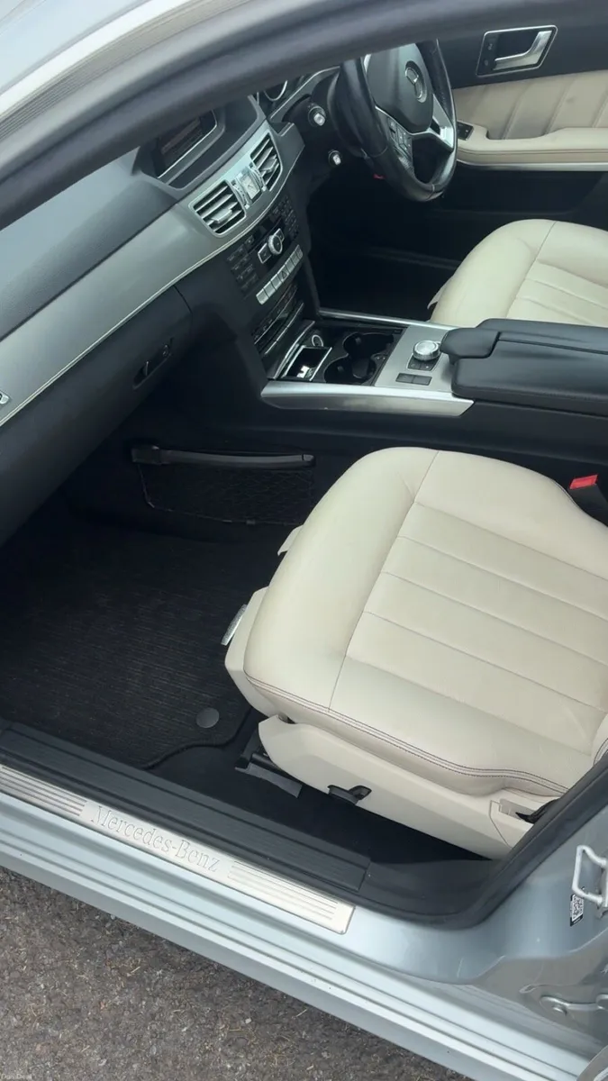 Mercedes e200 cdi - Image 6