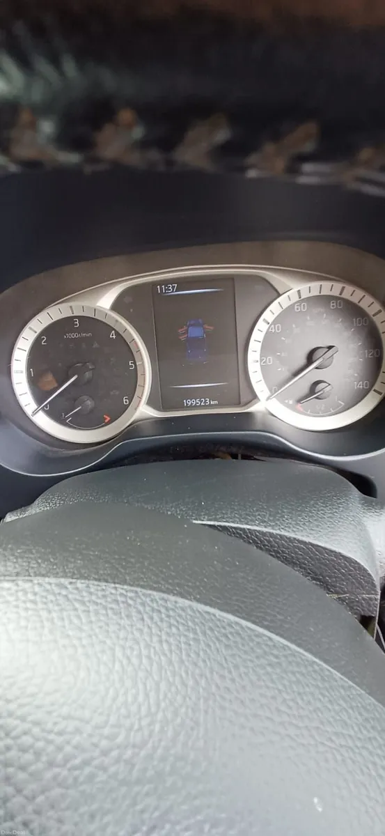 Nissan NAVARA 2.3 DCI TEKNA ......NO VAT.... - Image 6