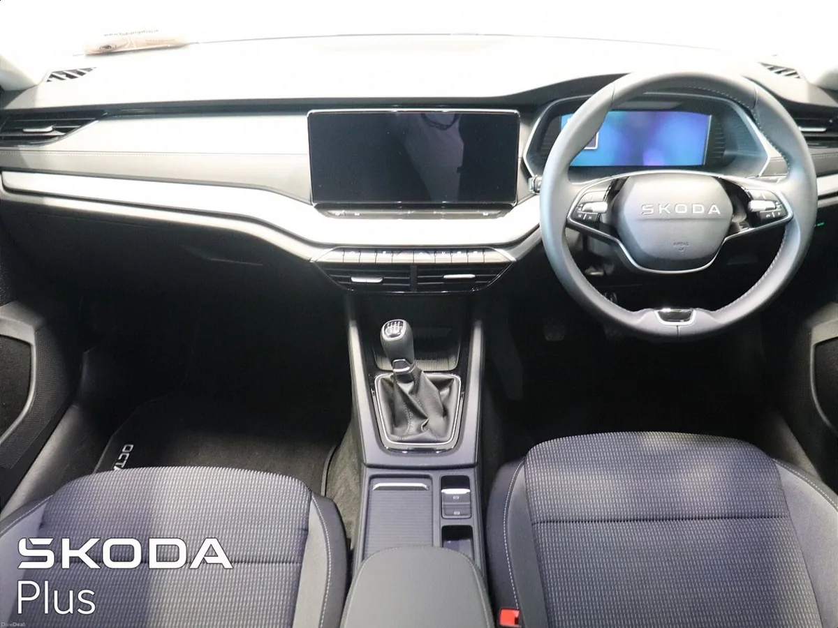 Skoda Octavia  Selection 2.0TDI 115HP COMBI - Image 2