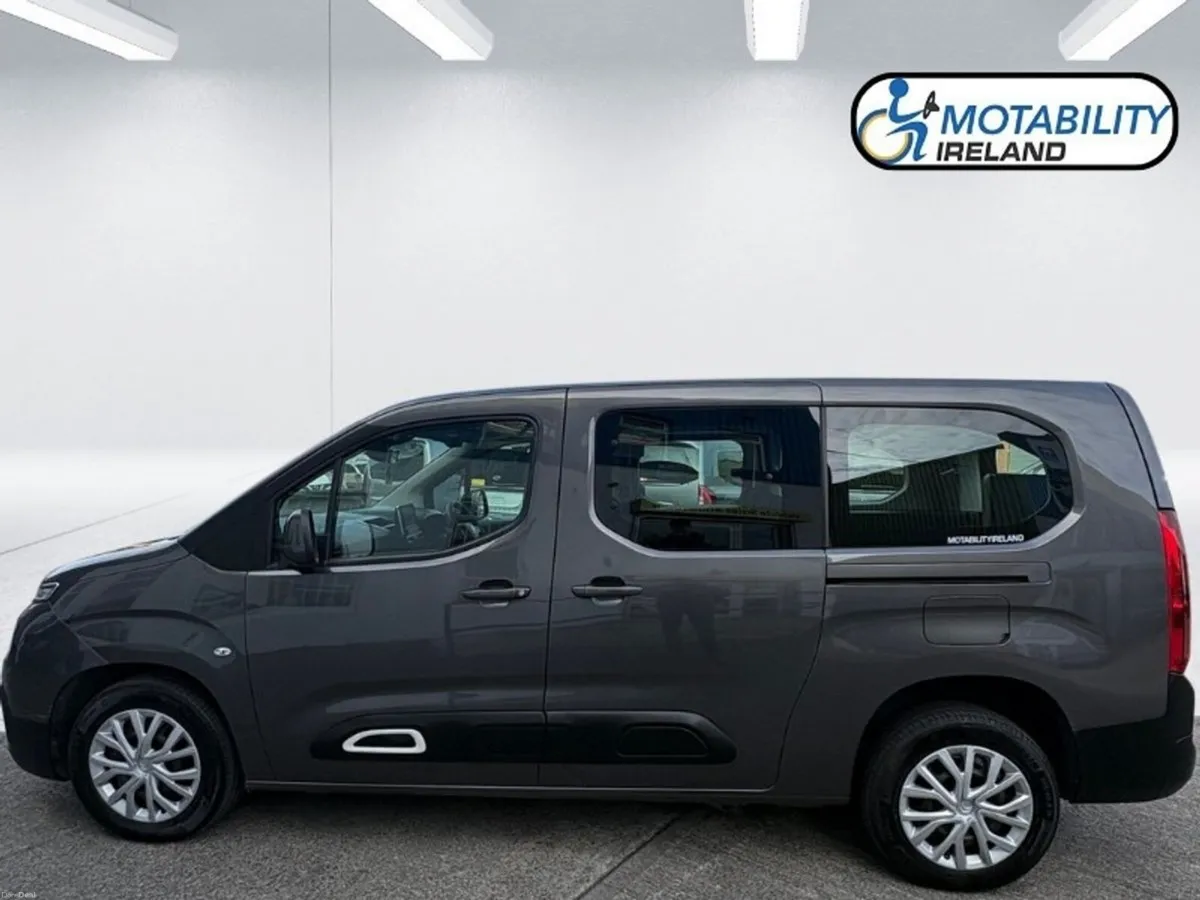 Citroen Berlingo Multispace Wheelchair Accessible - Image 3