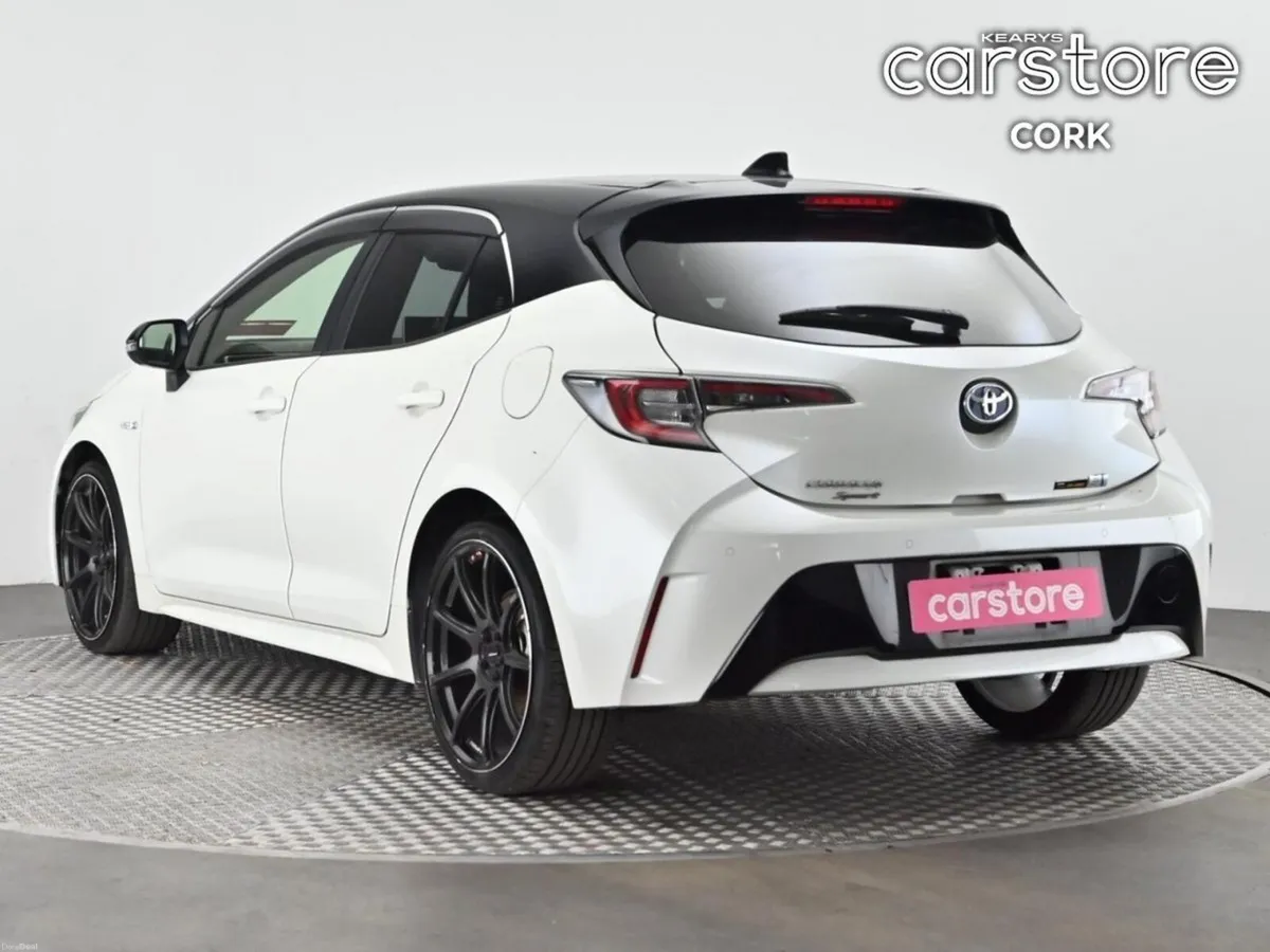 Toyota Corolla 1.8 Hybrid Auto - Image 3