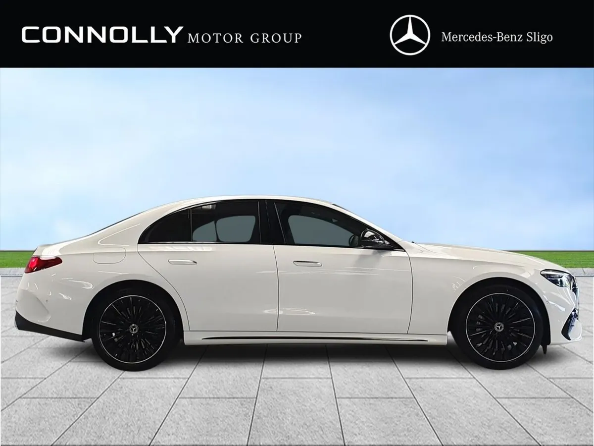 Mercedes-Benz E-Class E 300 de AMG Line Plus Night - Image 3