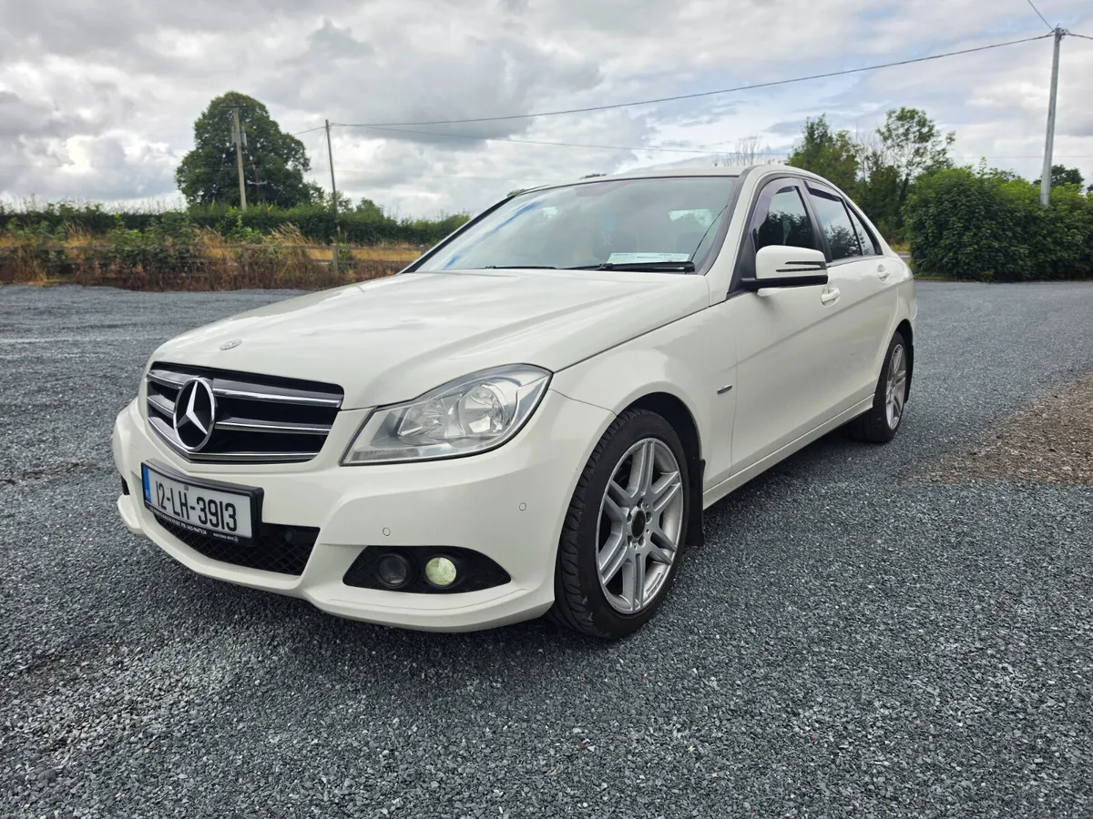 Mercedes-Benz C-Class 2012 - Image 2